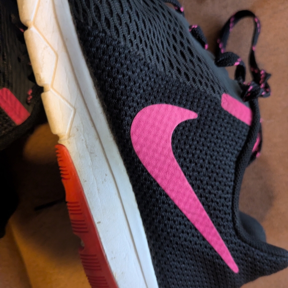 Nike Women Flex Experience RN5 Running Shoe - Picture 10 of 12